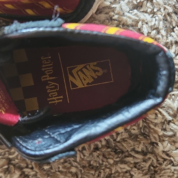 Vans Toddler Harry Potter Sk8-Hi Sneakers 1.5 - Picture 9 of 11